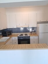 5125 Blodgett Ave, Unit 514 in Downers Grove, IL - Building Photo - Building Photo