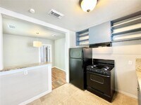 2211 Hazard St photo'