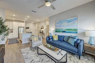 4000 Mill Spring Cir in Oakwood, GA - Foto de edificio - Building Photo