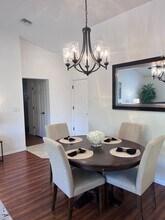 10304 W Marymont Pl in Las Vegas, NV - Building Photo - Building Photo