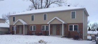 1406 E 38th St in Erie, PA - Building Photo