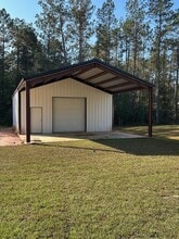24032 S Bunker Hill Rd in Ponchatoula, LA - Building Photo - Building Photo