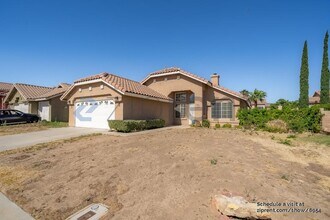 39821 Milan Dr in Palmdale, CA - Building Photo - Building Photo