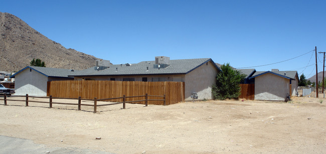 20488 Yuma Rd in Apple Valley, CA - Building Photo - Building Photo