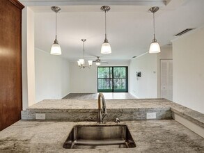 930 SW 9th St Cir in Boca Raton, FL - Building Photo - Building Photo