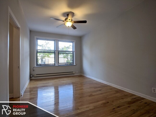 1044 W George St, Unit 1050-102