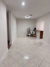 17240 NW 49th Ave in Miami Gardens, FL - Building Photo - Building Photo