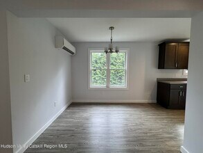 1812 NY-28 in Woodstock, NY - Building Photo - Building Photo