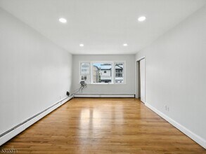 46 Tichenor Terrace in Irvington, NJ - Building Photo - Building Photo