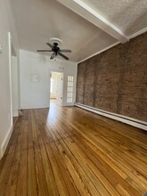 354 7th St, Unit 3 in Jersey City, NJ - Building Photo - Building Photo