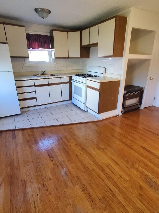 45 Plain St Apartments and Nearby Fall River Apartments For Rent Fall