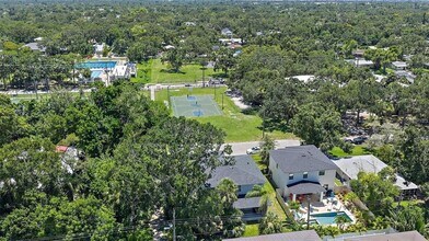 2587 Temple St in Sarasota, FL - Building Photo - Building Photo