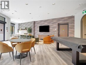 525 New Dundee Rd in Kitchener, ON - Building Photo - Building Photo