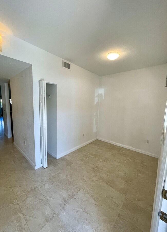 3444 Cypress Trail in West Palm Beach, FL - Building Photo - Building Photo