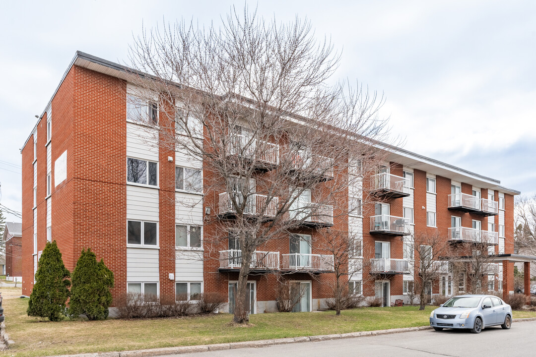 1255 Villeray St in Québec, QC - Building Photo