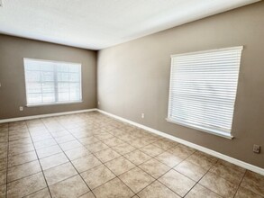 3560 Windleshore Way in Sanford, FL - Building Photo - Building Photo