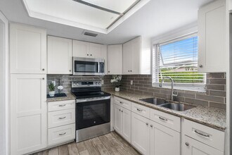 410 NE 17th Ave in Boynton Beach, FL - Building Photo - Building Photo