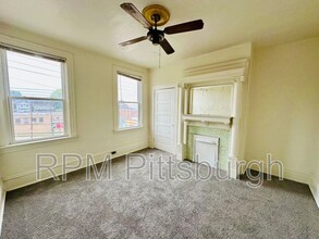 1017 Emporia St in Pittsburgh, PA - Building Photo - Building Photo