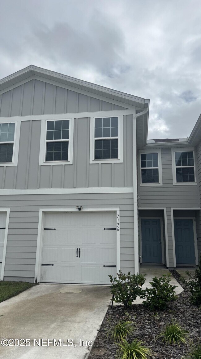 7176 Luminary ln in Jacksonville, FL - Building Photo - Building Photo