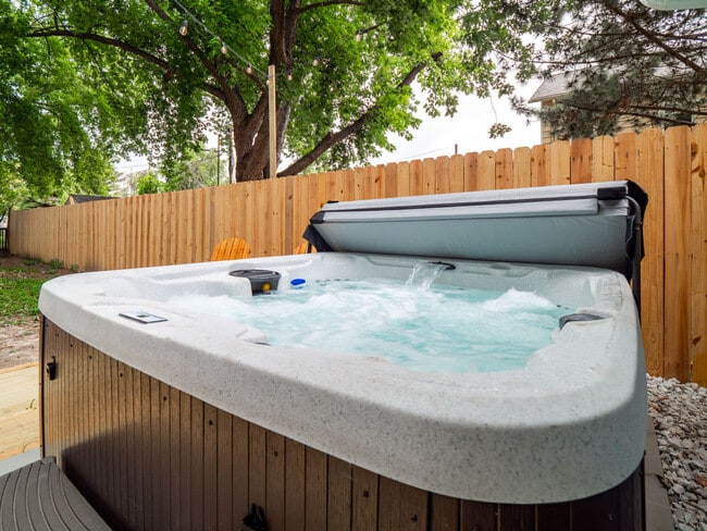 2804 6th St in Cuyahoga Falls, OH - Building Photo - Building Photo