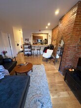 204 Northampton St, Unit 3 in Boston, MA - Building Photo - Building Photo