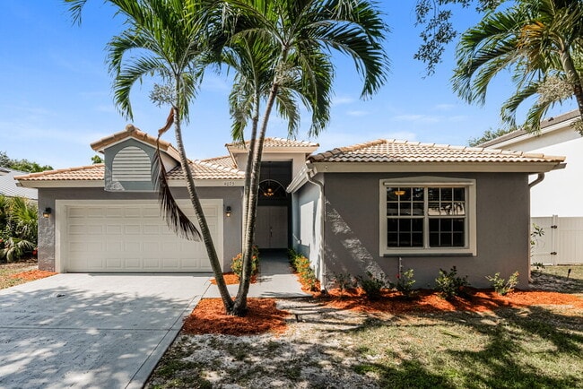 property at 4075 Sabal Lakes Rd