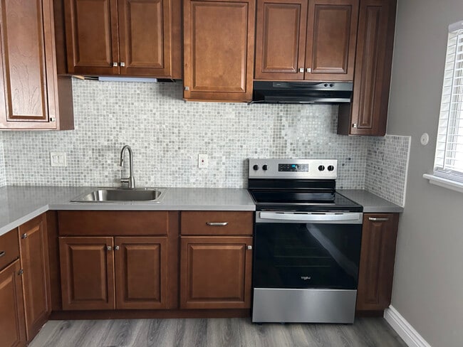 3608 Midvale Ave in Oakland, CA - Building Photo - Building Photo
