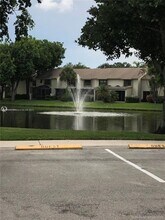 4760 NW 22nd St-Unit -42110 in Coconut Creek, FL - Building Photo - Building Photo