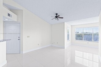 1401 Village Blvd in West Palm Beach, FL - Building Photo - Building Photo