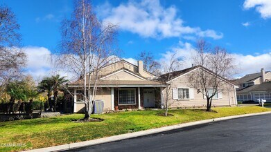 2959 Shadow Brook Ln in Westlake Village, CA - Building Photo - Building Photo