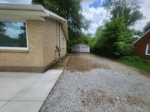 3512 Olive Rd in Louisville, KY - Building Photo - Building Photo