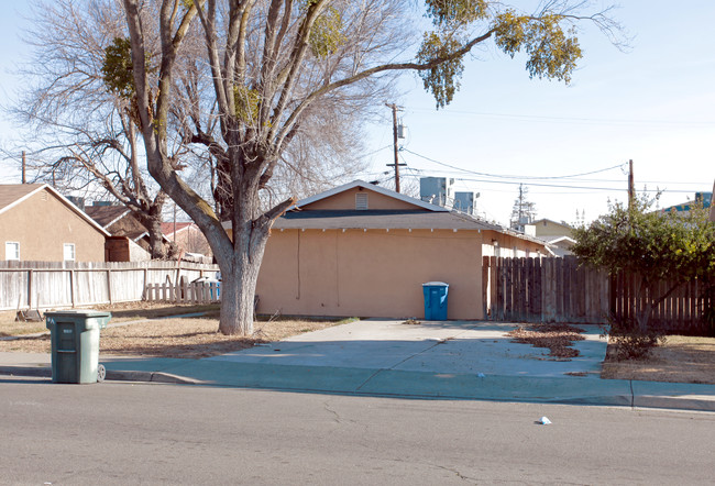 3012 6th St in Ceres, CA - Foto de edificio - Building Photo