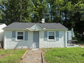 826 Azalea Ave in Richmond, VA - Building Photo