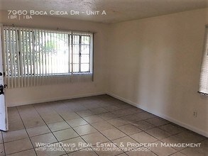 7960 Boca Ciega Dr-Unit -Unit A in St Pete Beach, FL - Building Photo - Building Photo