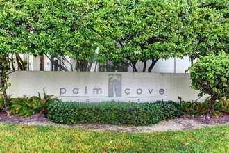 3270 NE 15th St in Pompano Beach, FL - Building Photo - Building Photo