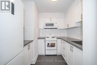 33 Isabella St in Toronto, ON - Building Photo - Building Photo