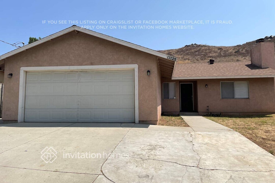 11125 Arlington Ave in Riverside, CA - Building Photo