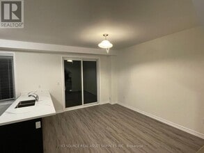 276 Lagerfeld Dr in Brampton, ON - Building Photo - Building Photo