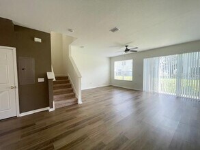 8777 Christie Dr in Largo, FL - Building Photo - Building Photo