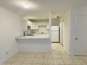 4758 Sunny Palm Cir in West Palm Beach, FL - Building Photo - Building Photo