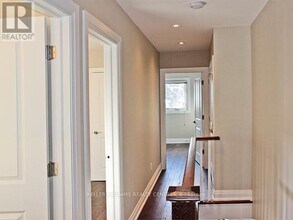 453 Ashdale Ave in Toronto, ON - Building Photo - Building Photo