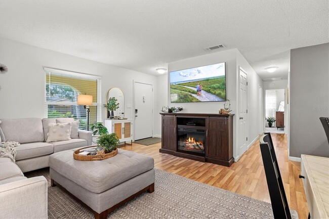 3210 Wood St in Sarasota, FL - Building Photo - Building Photo