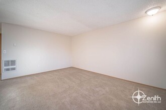 3105 NE Whitman Ave in Vancouver, WA - Foto de edificio - Building Photo