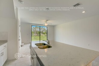 1987 E Landings Wy in Port Charlotte, FL - Building Photo - Building Photo