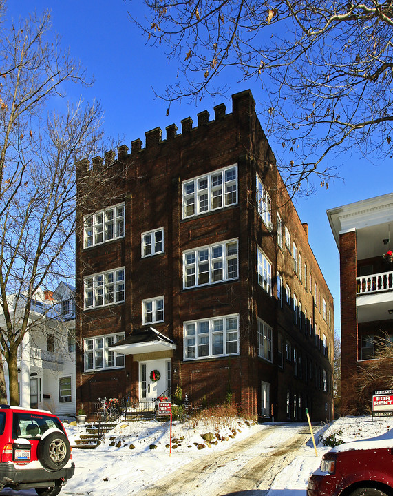 Evangeline in Cleveland Heights, OH - Building Photo