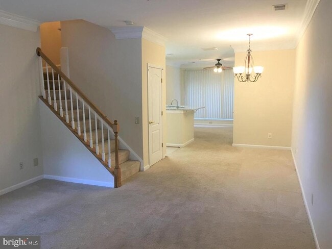 1733 Kingsgate Ct in Alexandria, VA - Building Photo - Building Photo
