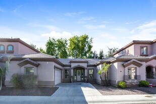 1841 E Hartford Ave in Phoenix, AZ - Building Photo