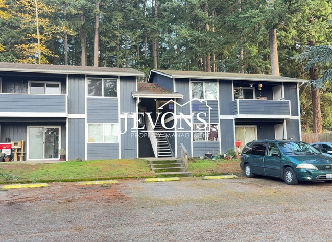 2076 E 56th St in Tacoma, WA - Building Photo - Building Photo