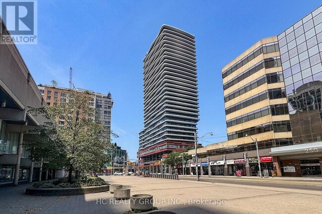 property at 280-P280 Dundas St W