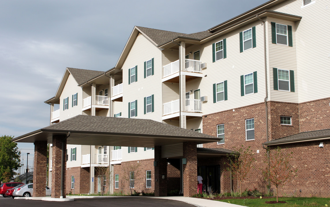 Heritage Place at LaSalle Square in South Bend, IN - Building Photo